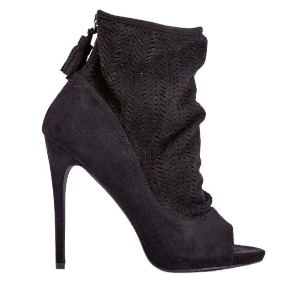 NWT JustFab Booties Size 6